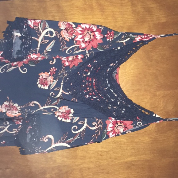 Multi Color Top - Picture 4 of 5